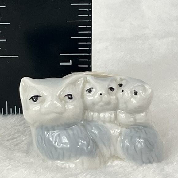 Vtg Porcelain Cat Family Toothpick Holder Gloss Glaze Figurine 2" Japan Style - Picture 10 of 12